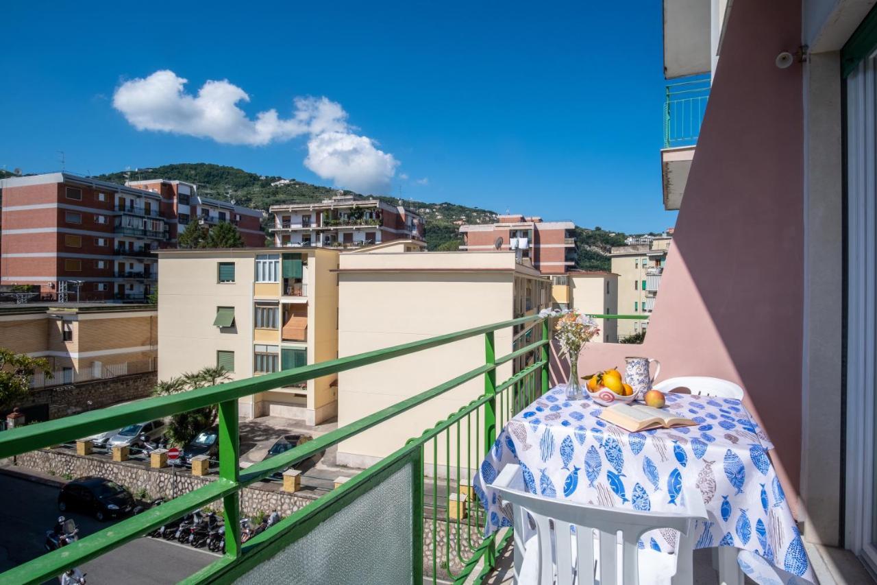 Appartement Casa De Curtis Sorrente Extérieur photo